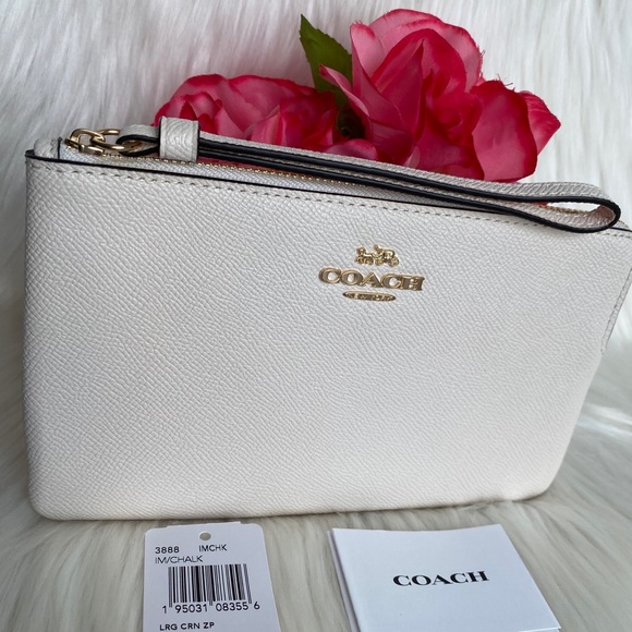 Coach Large Corner Zip Wristlet Color Chalk - Picture 8 of 14